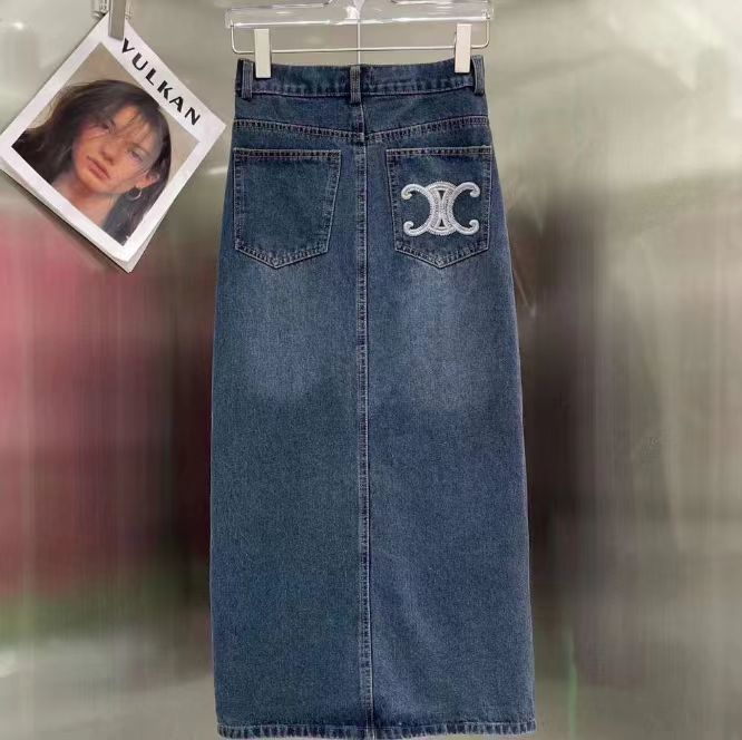 詳細な写真と価格については私に連絡してください。