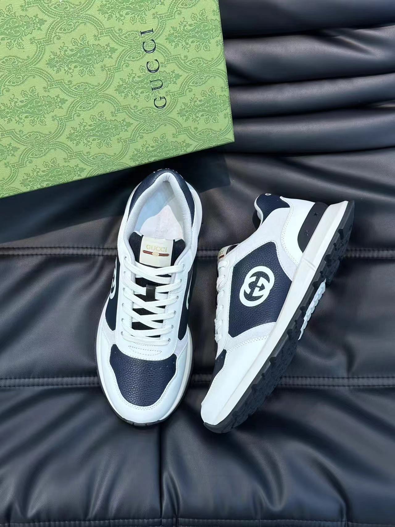 詳細な写真と価格については私に連絡してください。