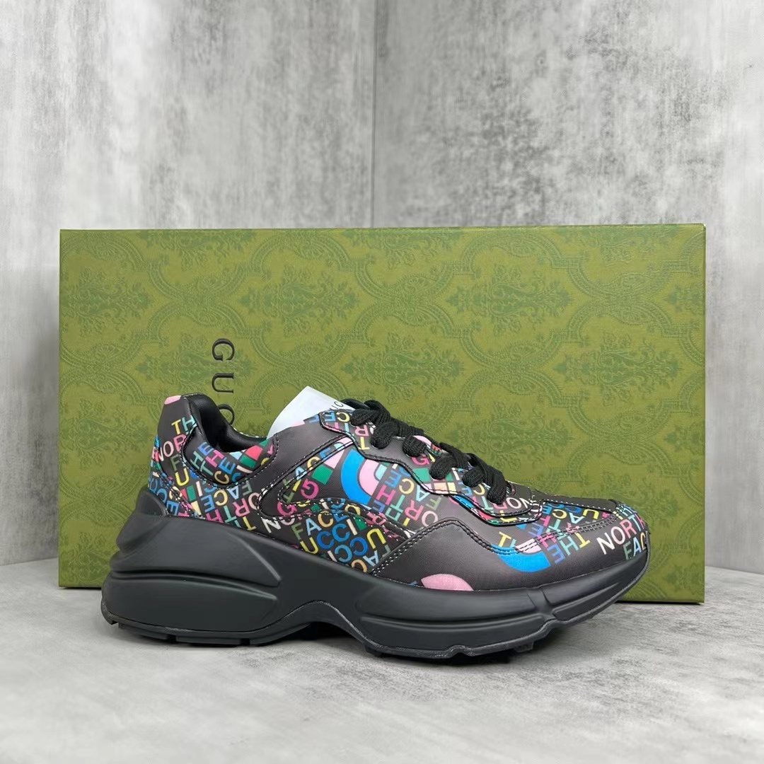 詳細な写真と価格については私に連絡してください。