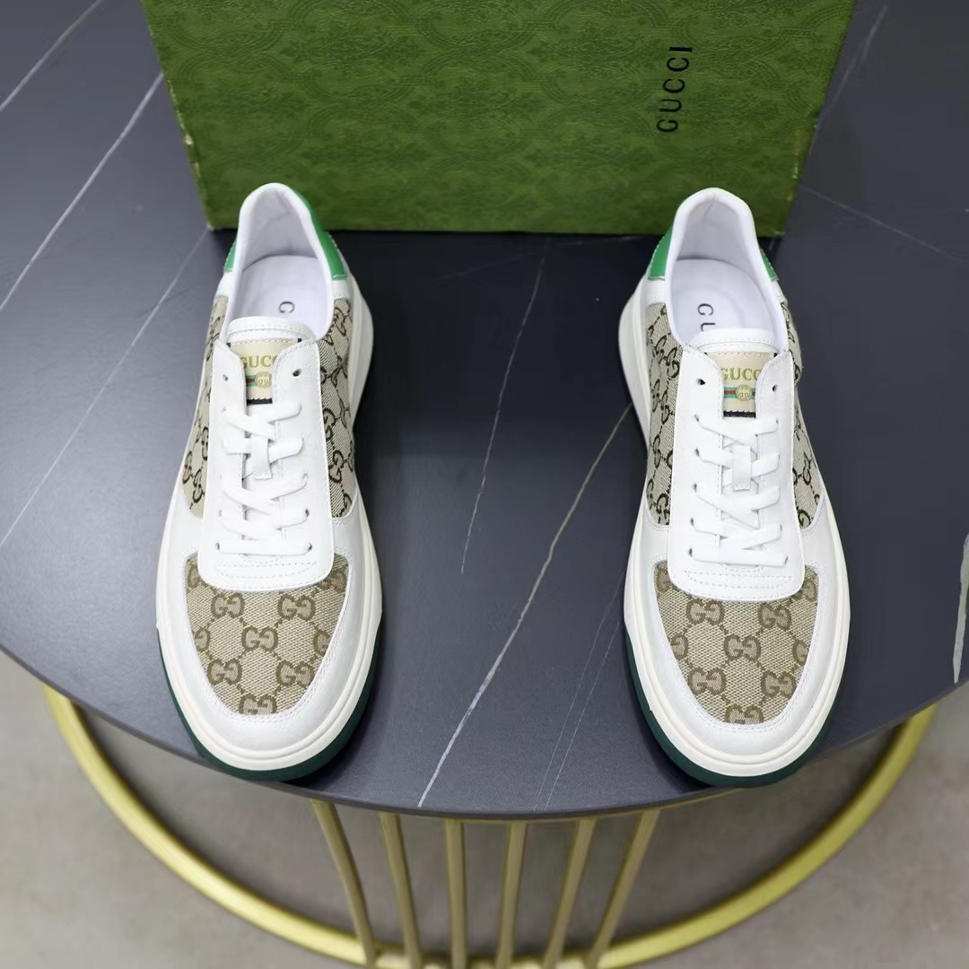 詳細な写真と価格については私に連絡してください。