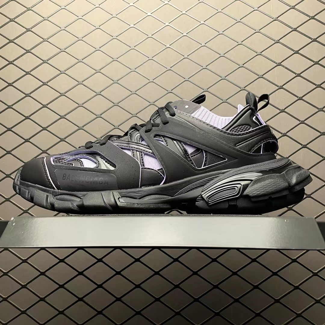 詳細な写真と価格については私に連絡してください。