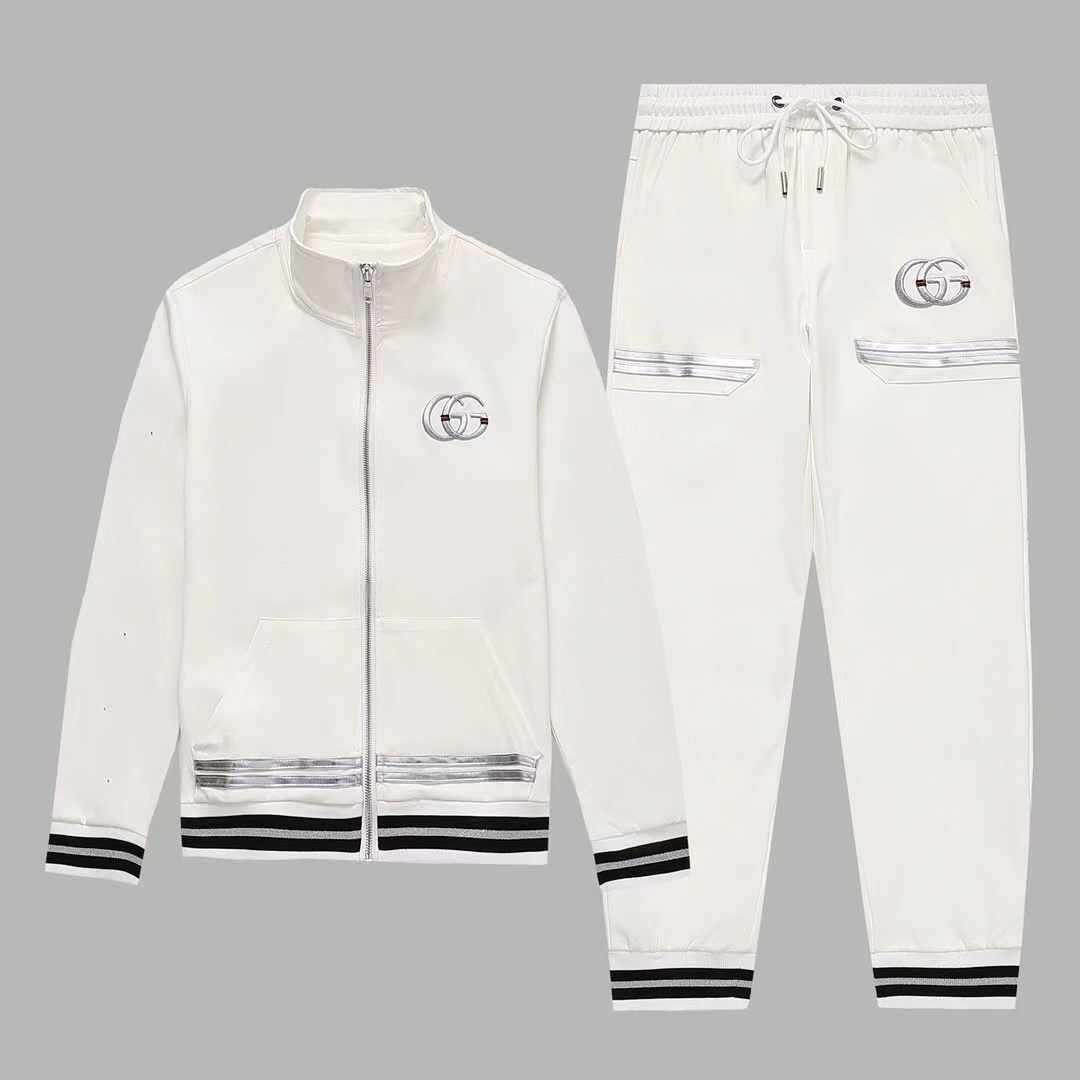 詳細な写真と価格については私に連絡してください。