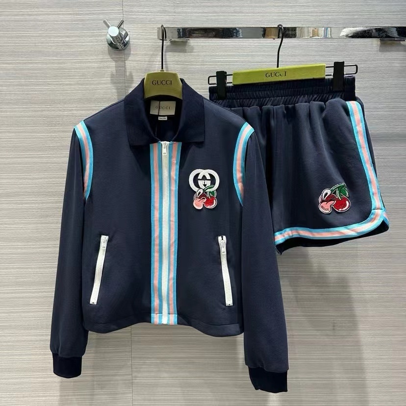 詳細な写真と価格については私に連絡してください。