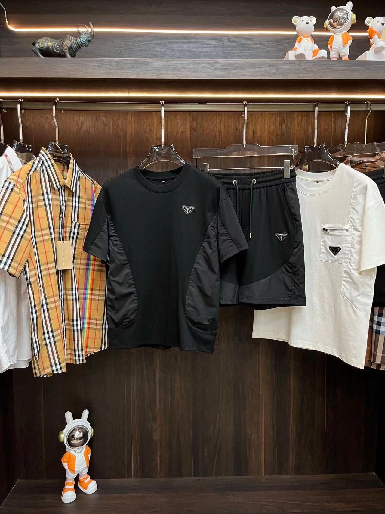 詳細な写真と価格については私に連絡してください。