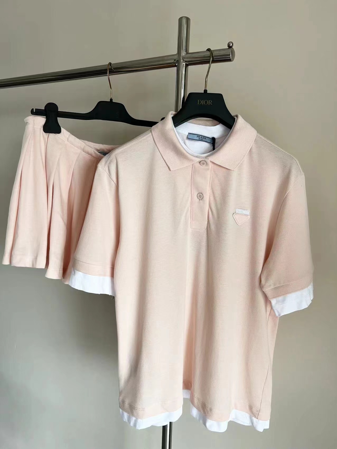 詳細な写真と価格については私に連絡してください。