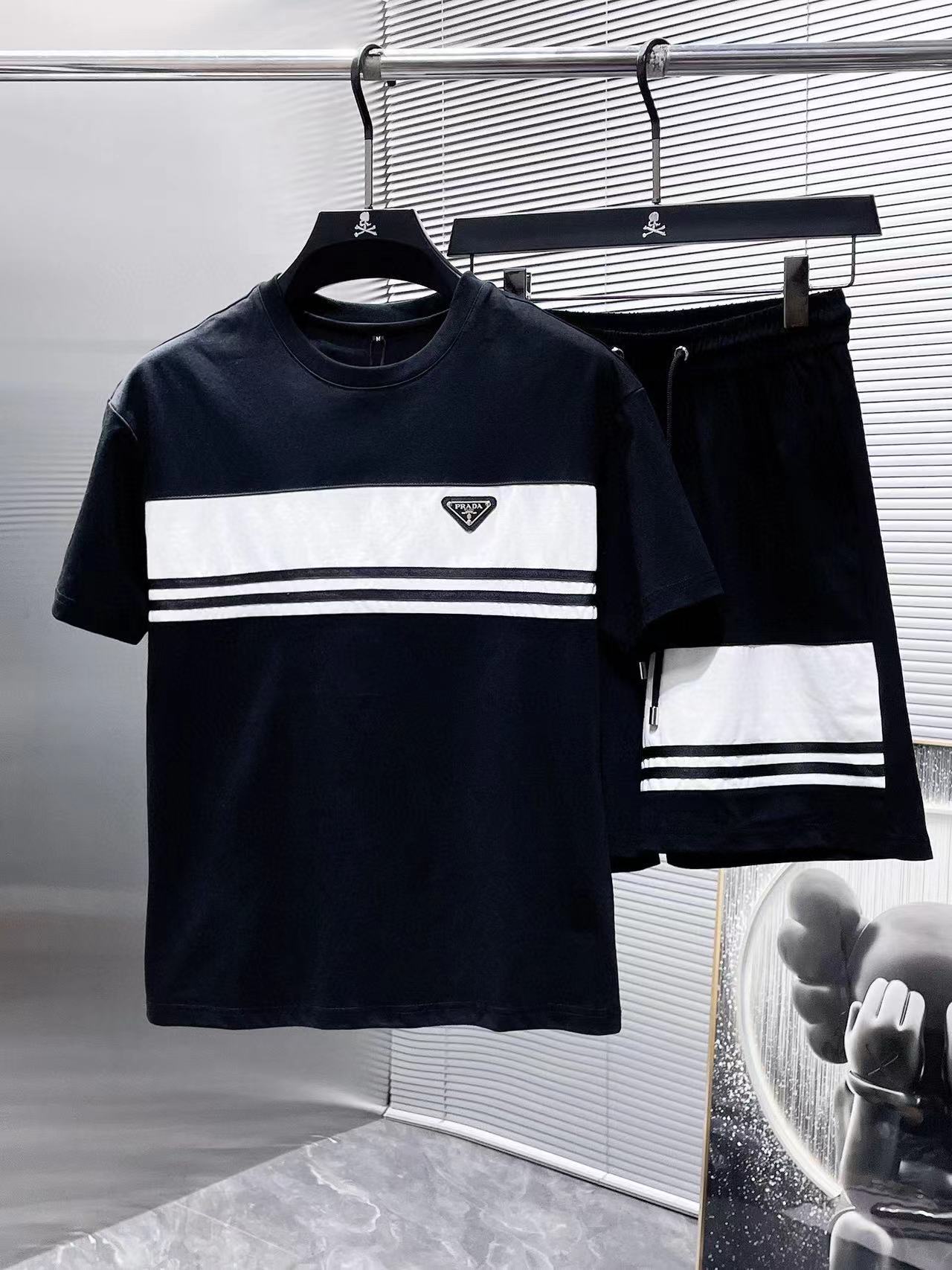 詳細な写真と価格については私に連絡してください。