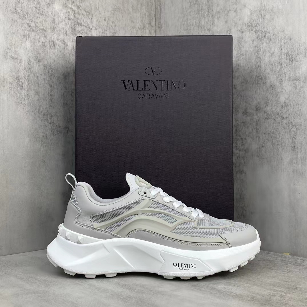 詳細な写真と価格については私に連絡してください。