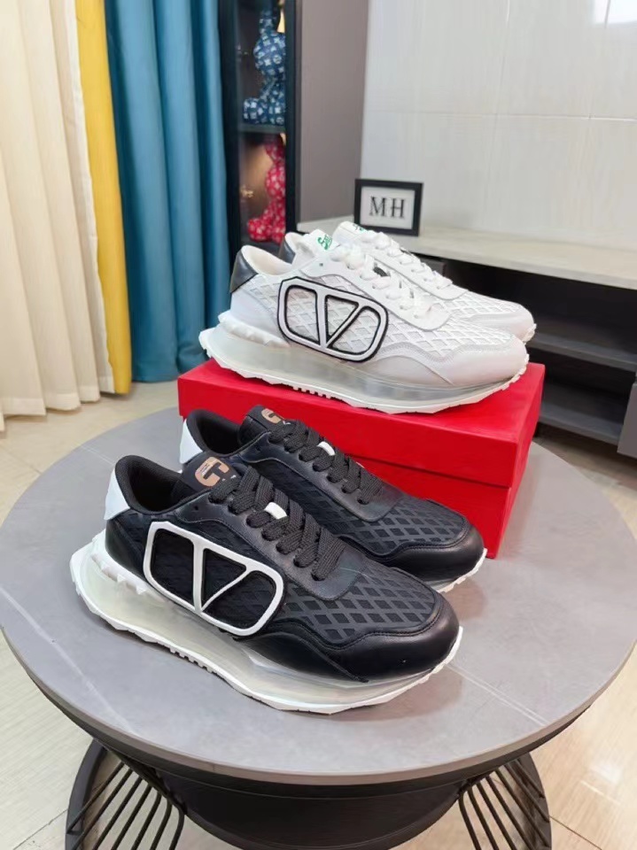 詳細な写真と価格については私に連絡してください。