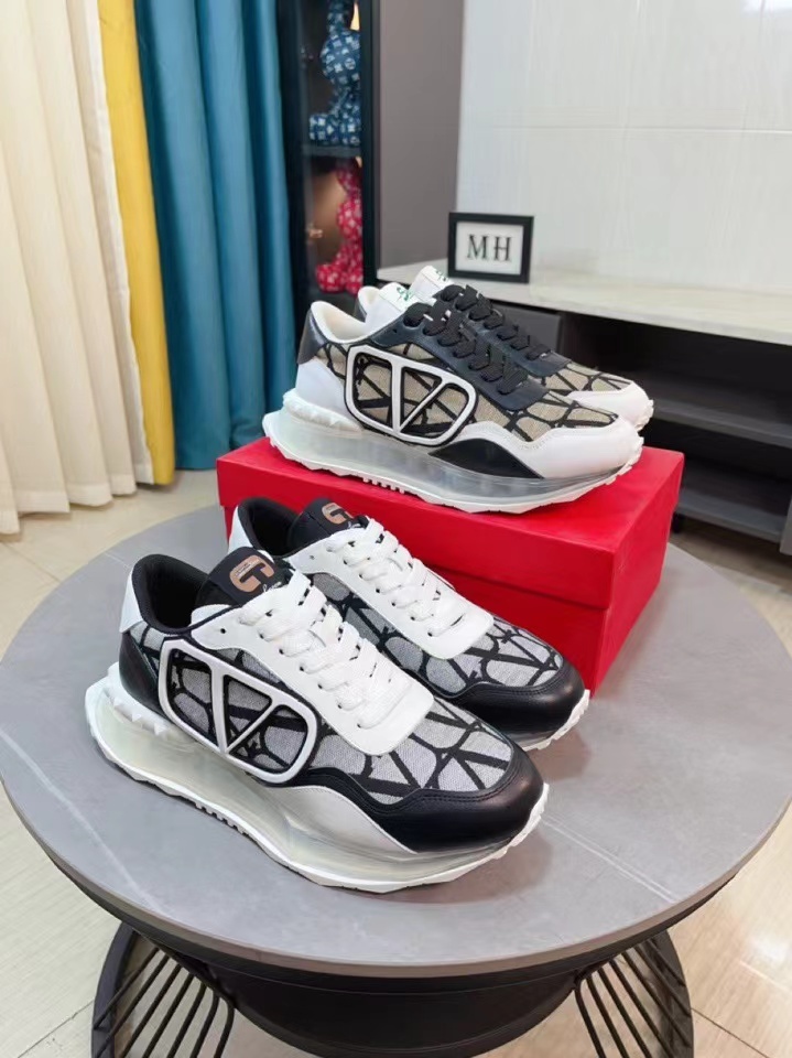 詳細な写真と価格については私に連絡してください。