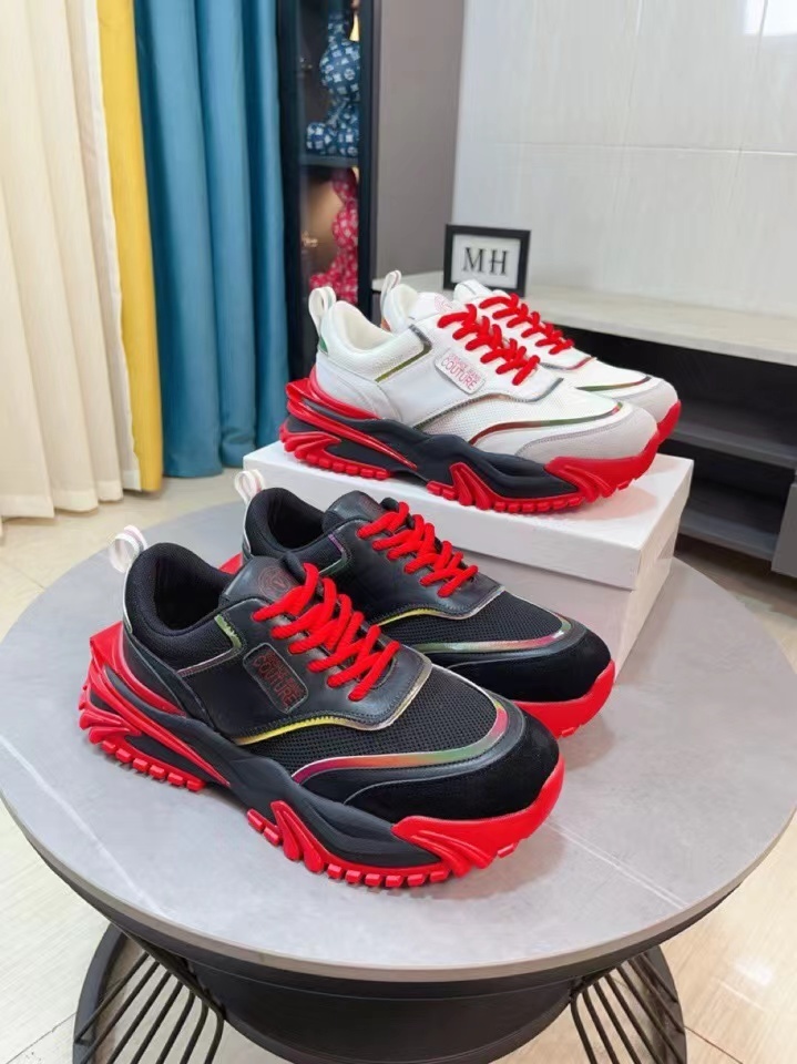 詳細な写真と価格については私に連絡してください。