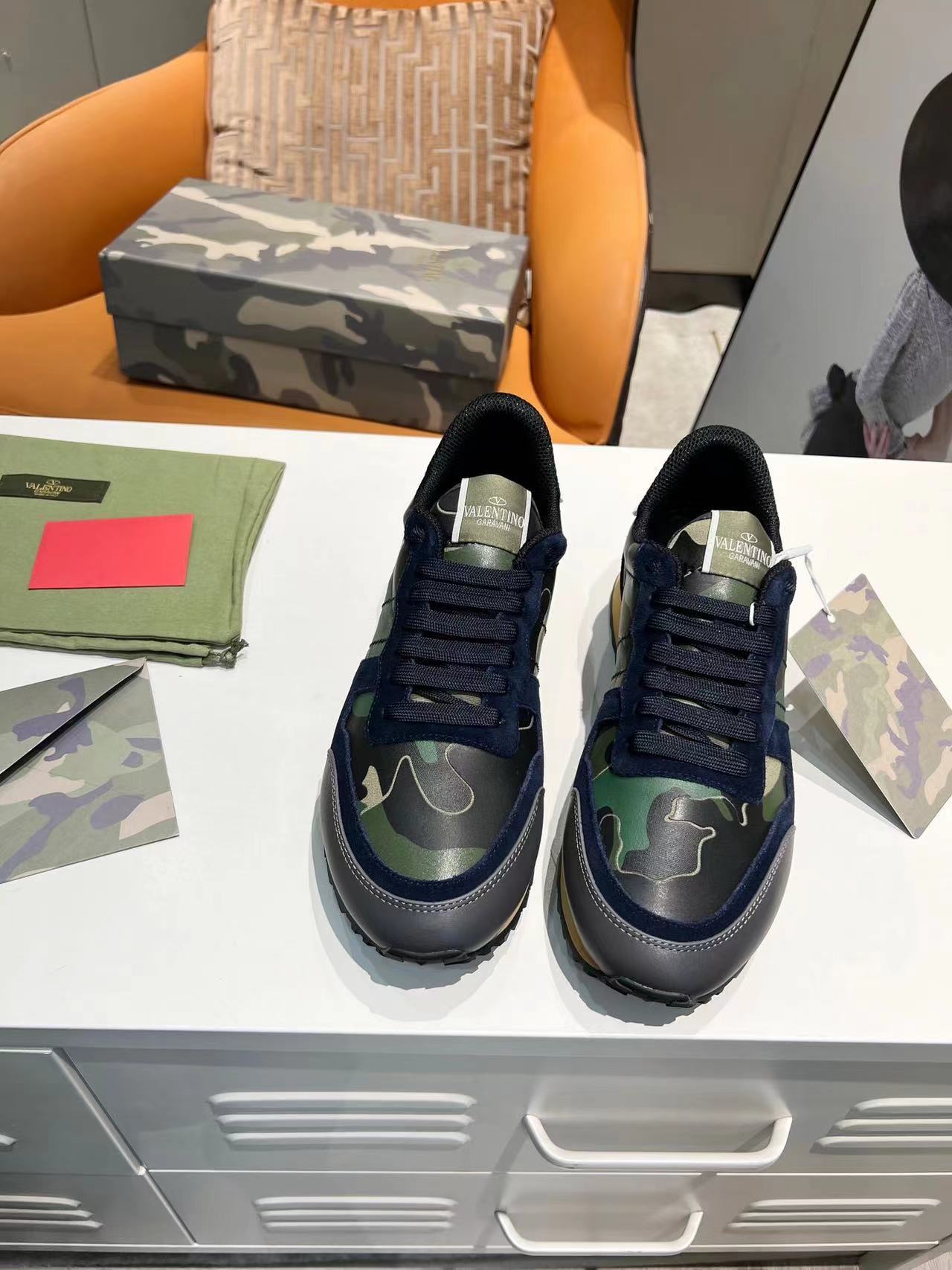 詳細な写真と価格については私に連絡してください。