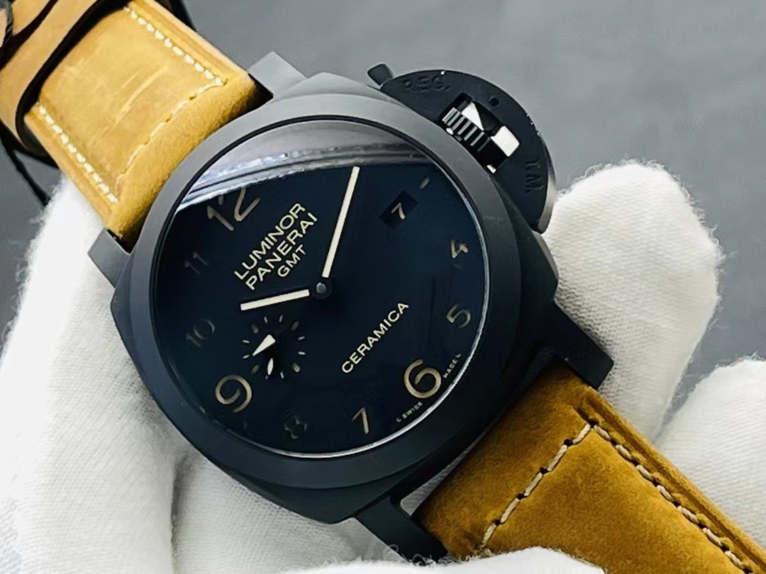 詳細な写真と価格については私に連絡してください。