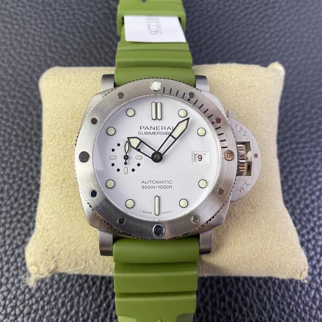 詳細な写真と価格については私に連絡してください。