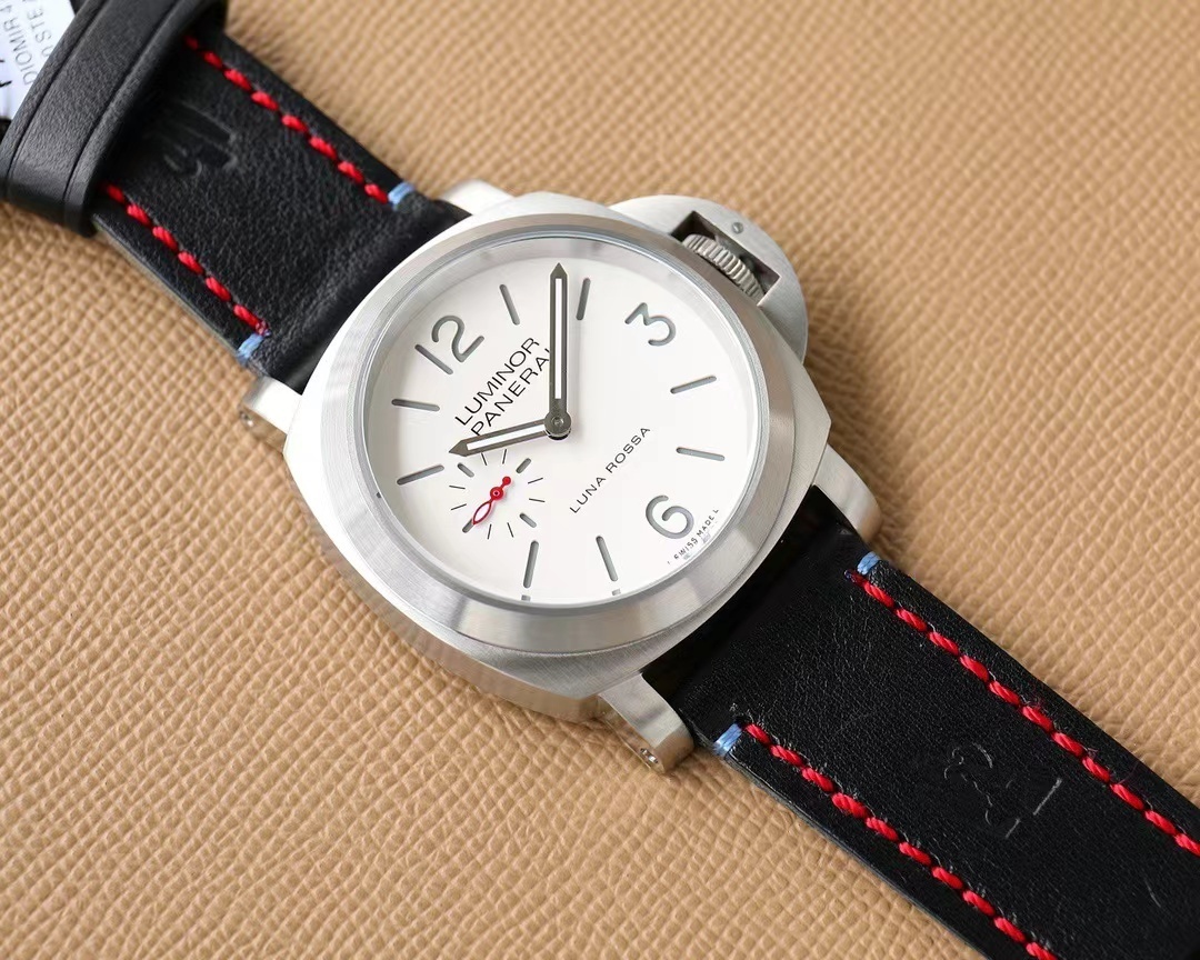 詳細な写真と価格については私に連絡してください。