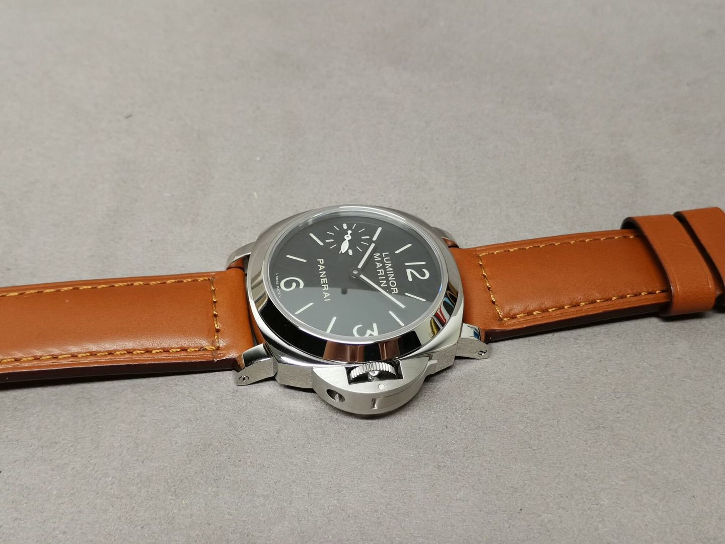 詳細な画像と価格は私に連絡してください