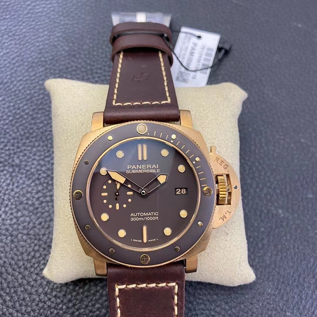 詳細な写真と価格については私に連絡してください。