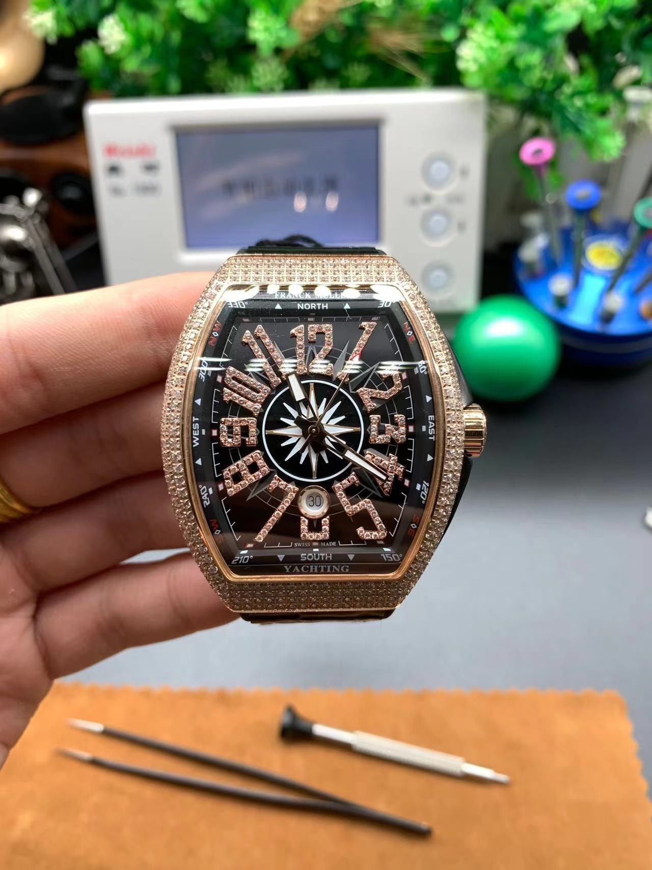 詳細な写真と価格については私に連絡してください