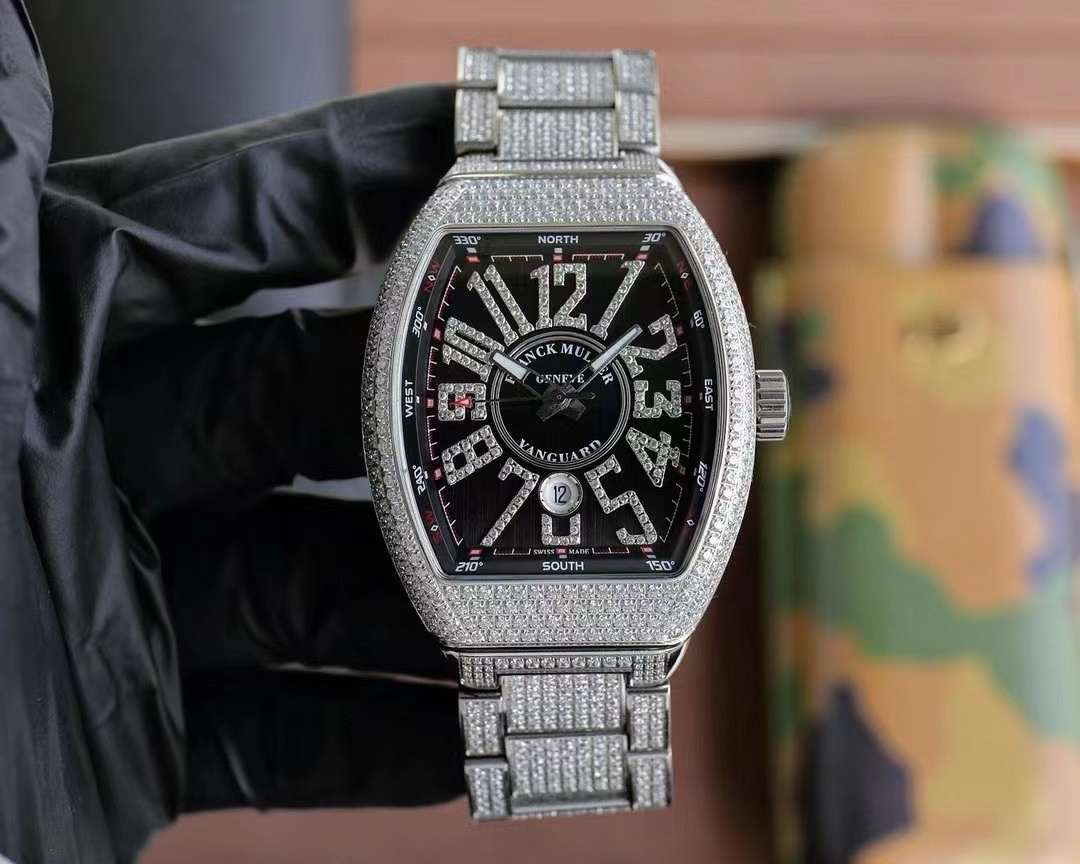 詳細な写真と価格については私に連絡してください