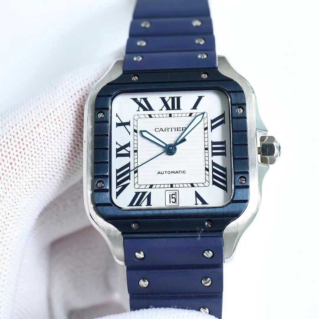 詳細な写真と価格については私に連絡してください。