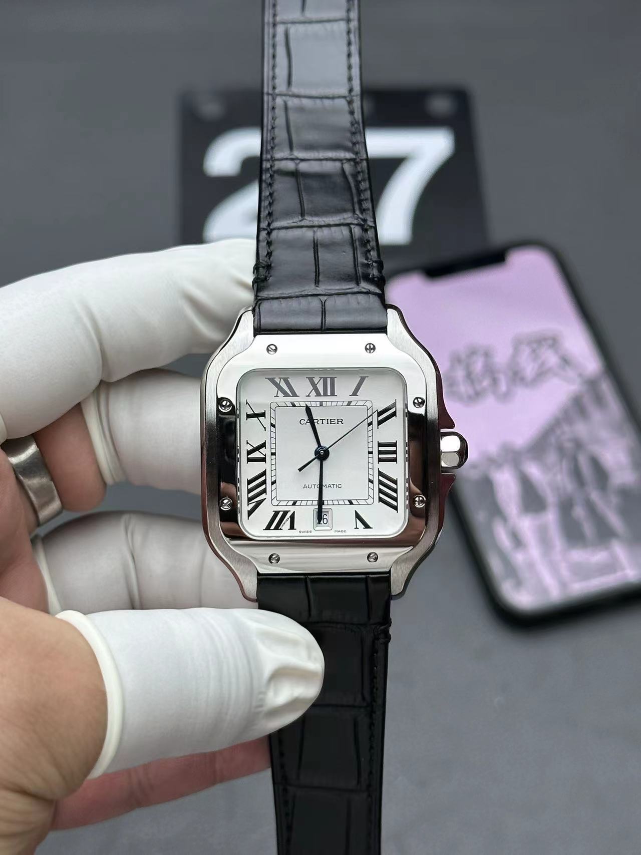 詳細な写真と価格については私に連絡してください。