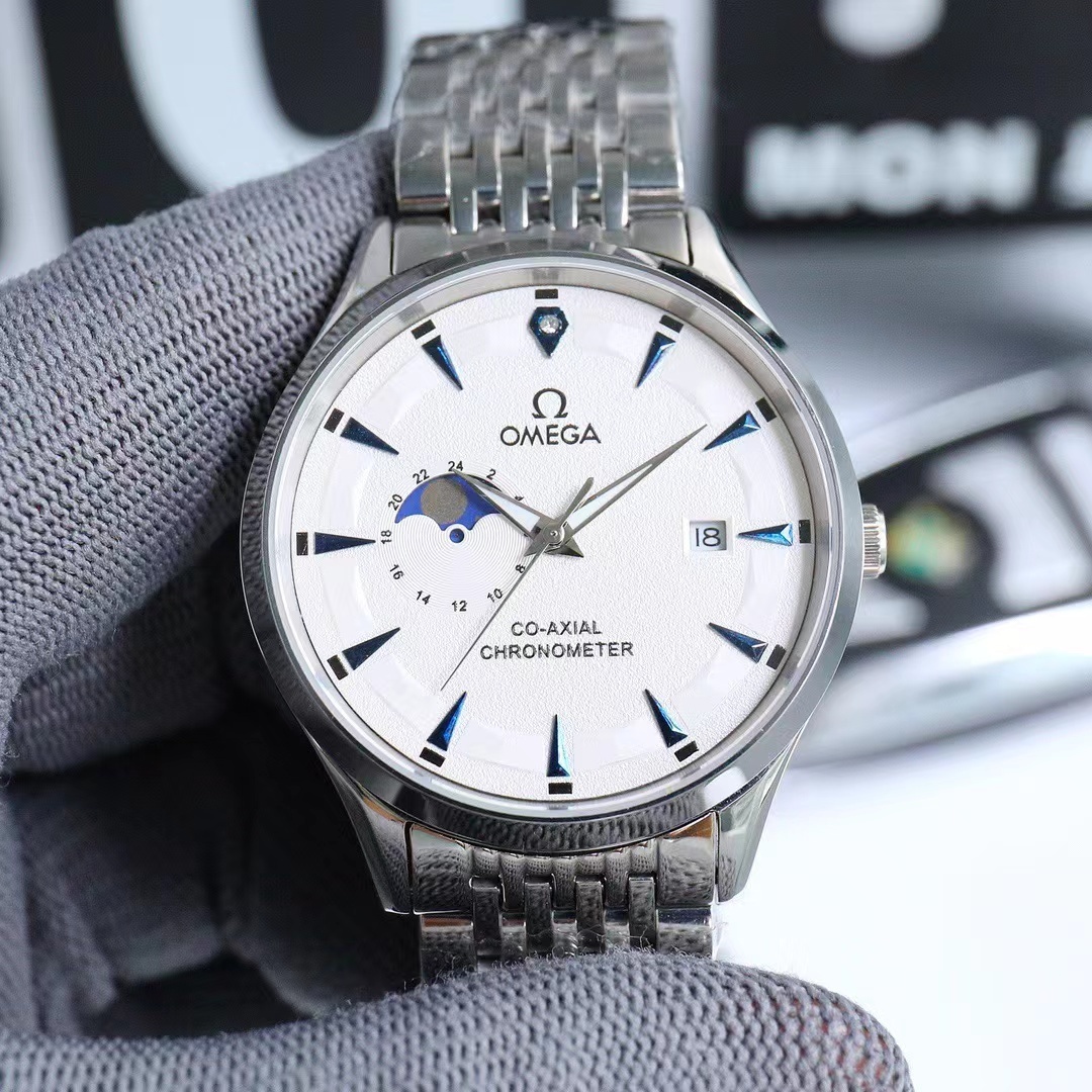 詳細な写真と価格については私に連絡してください。