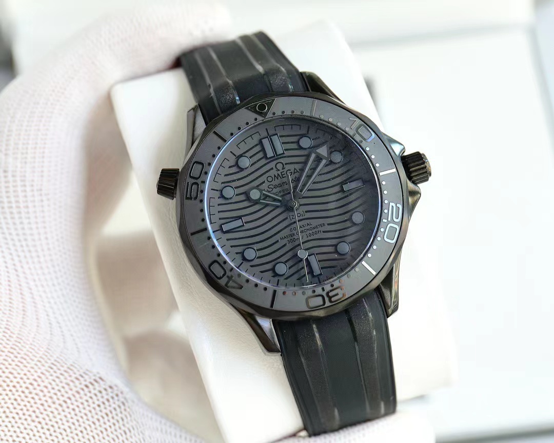 詳細な写真と価格については私に連絡してください。