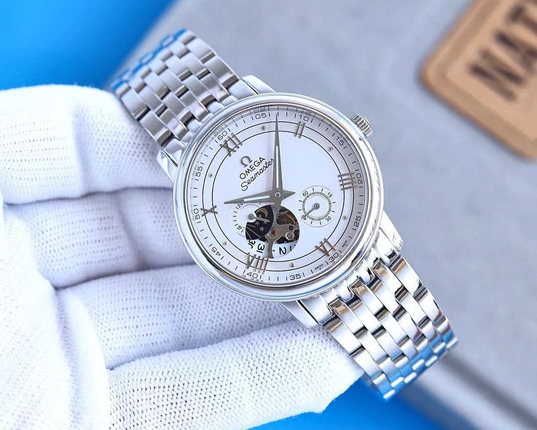 詳細な写真と価格については私に連絡してください。