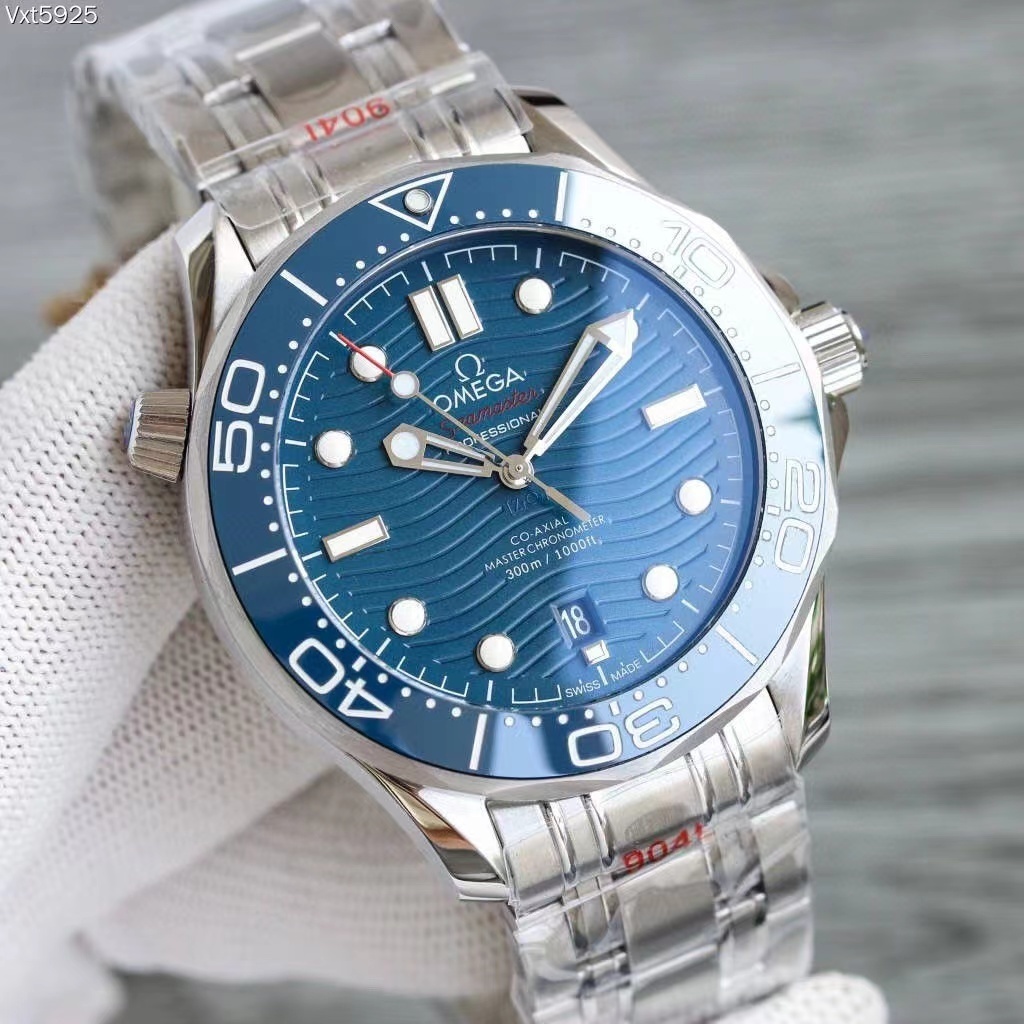 詳細な写真と価格については私に連絡してください。