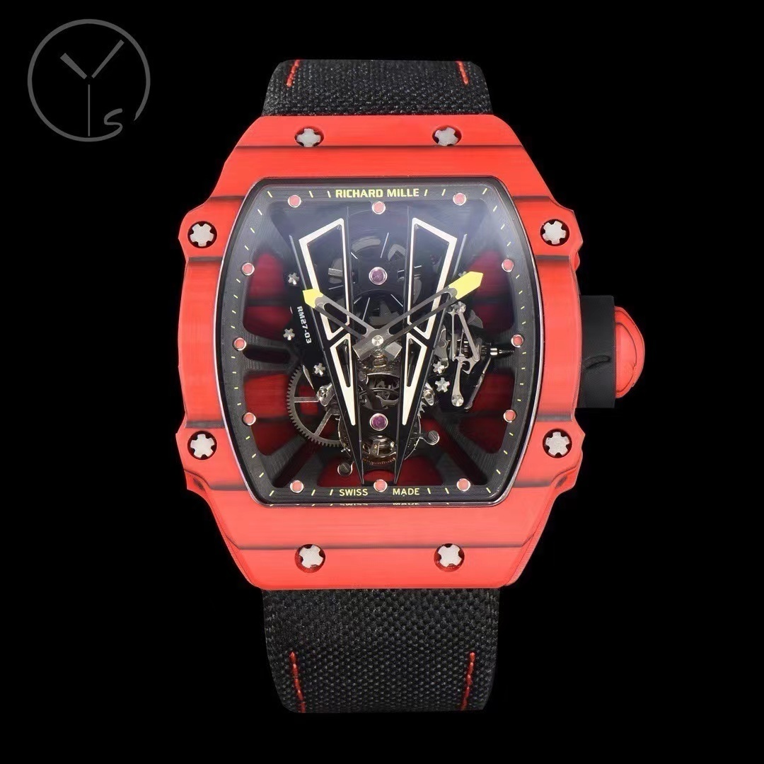 詳細な写真と価格については私に連絡してください