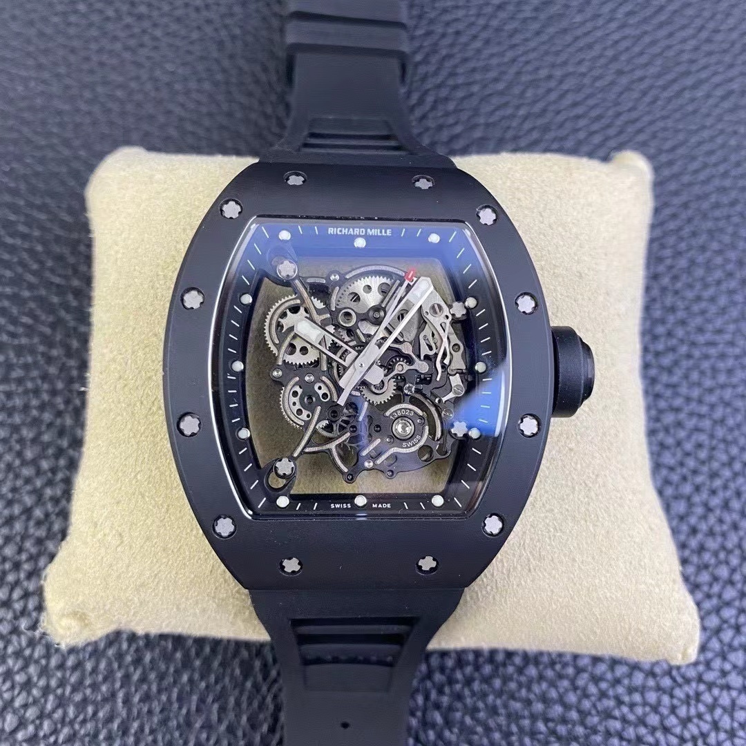 詳細な写真と価格については私に連絡してください