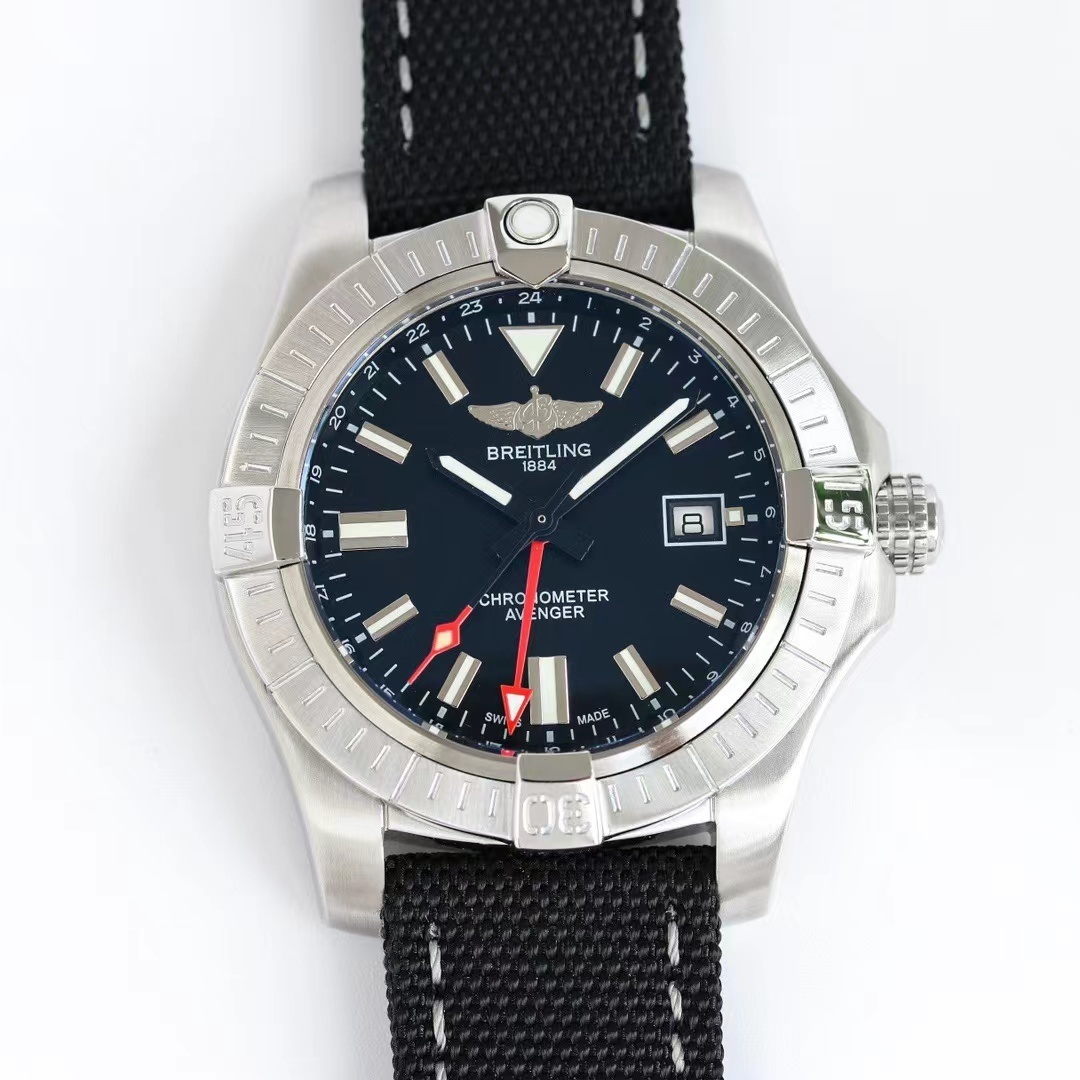 詳細な写真と価格については私に連絡してください。