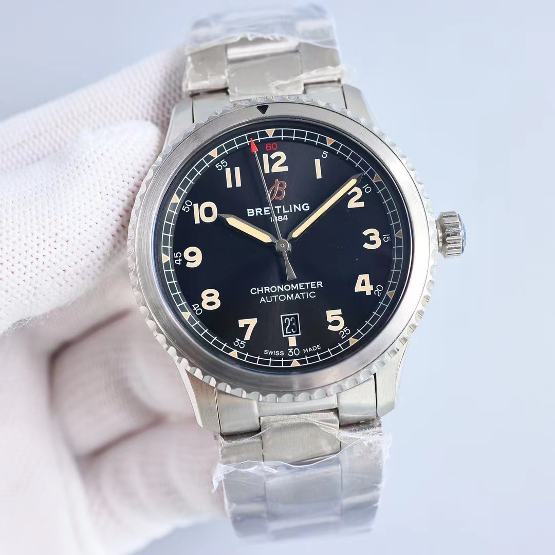 詳細な写真と価格については私に連絡してください。