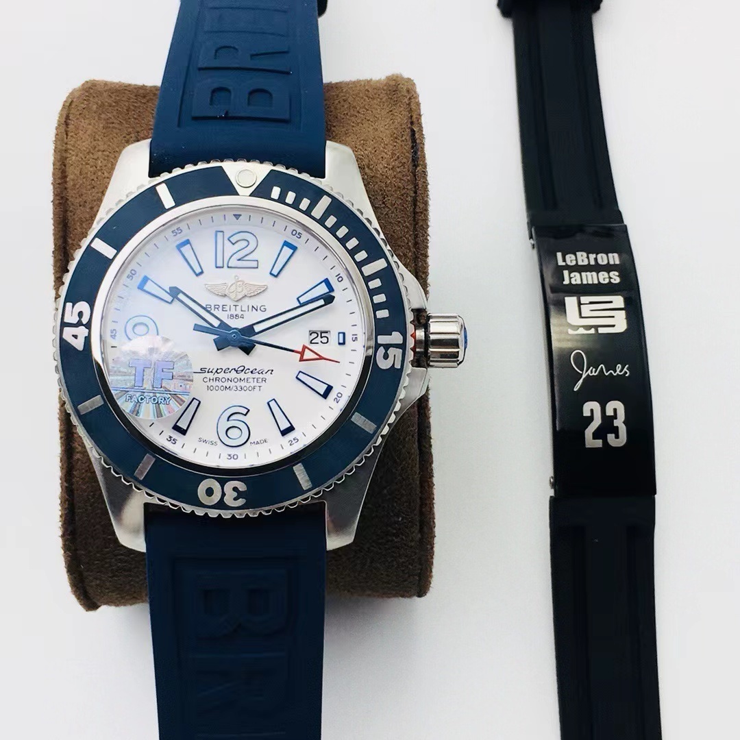 詳細な写真と価格については私に連絡してください。