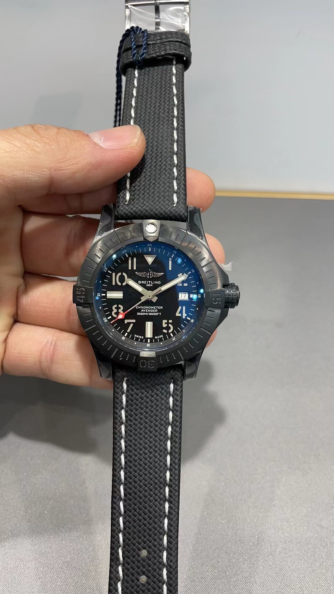 詳細な写真と価格については私に連絡してください。