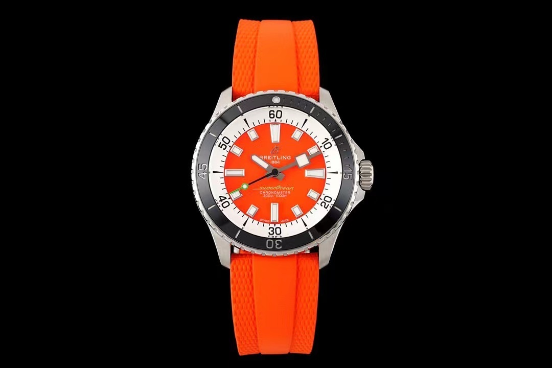 詳細な写真と価格については私に連絡してください。