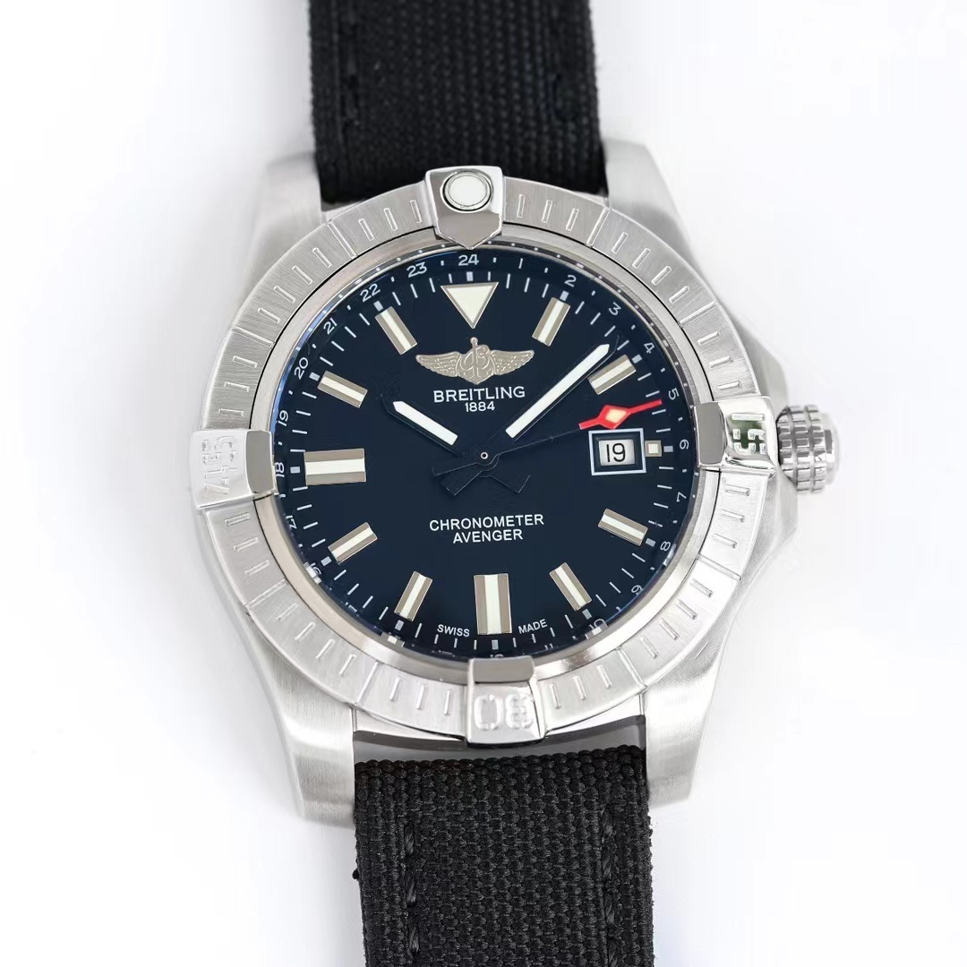 詳細な写真と価格については私に連絡してください。