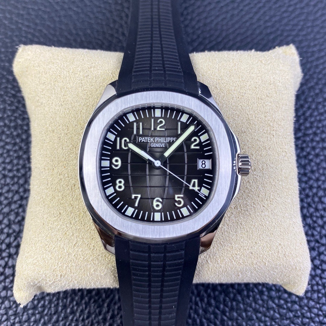 詳細な写真と価格については私に連絡してください。