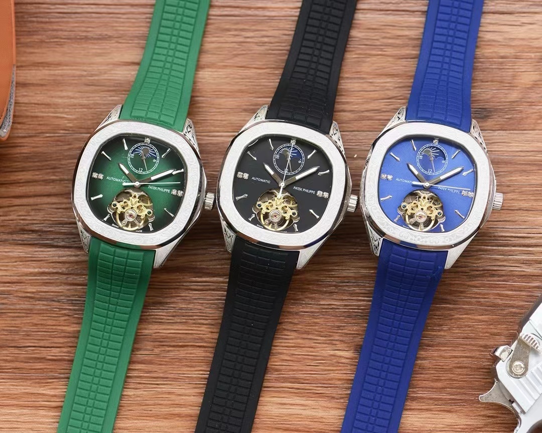 詳細な写真と価格については私に連絡してください。