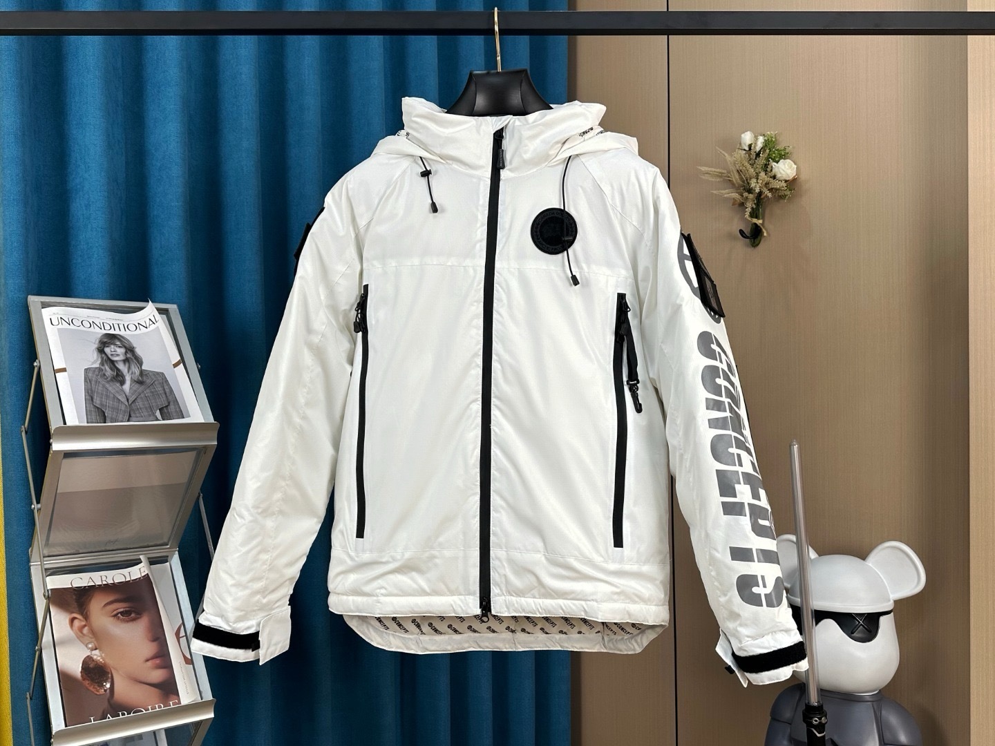 詳細な写真と価格については私に連絡してください。