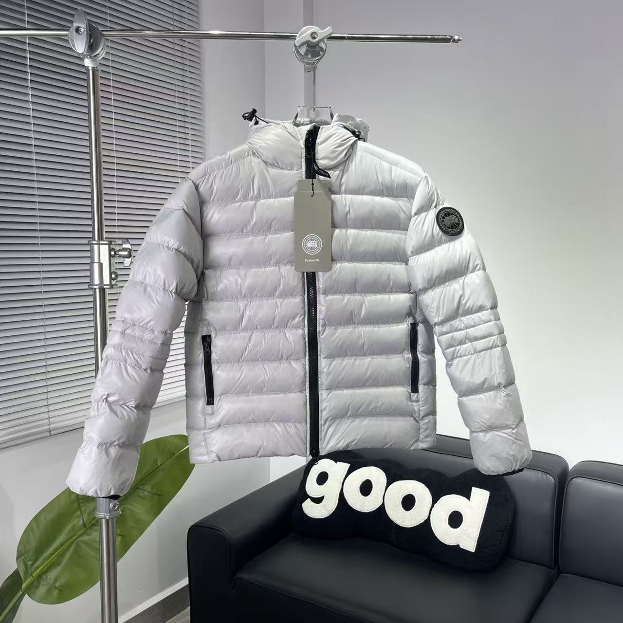 製品の詳細画像と価格はご連絡ください