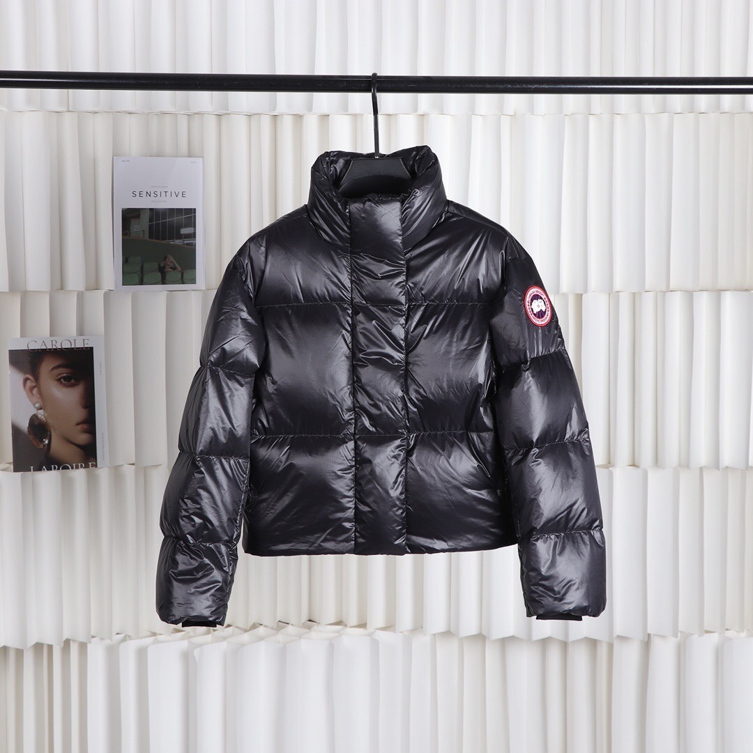 詳細な写真と価格については私に連絡してください。