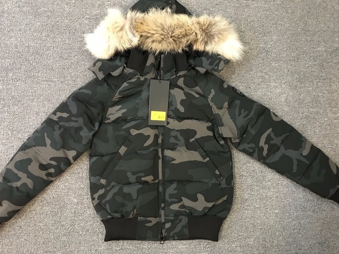 詳細な写真と価格については私に連絡してください。