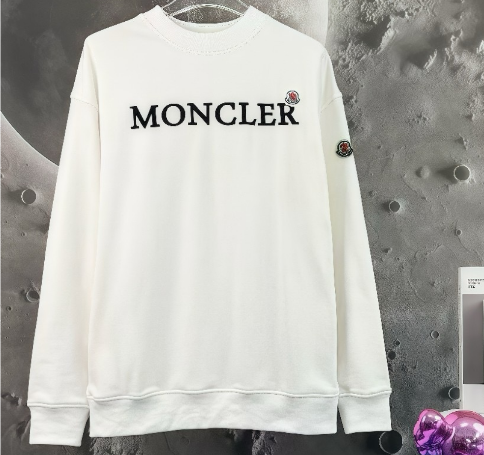 詳細な写真と価格については私に連絡してください