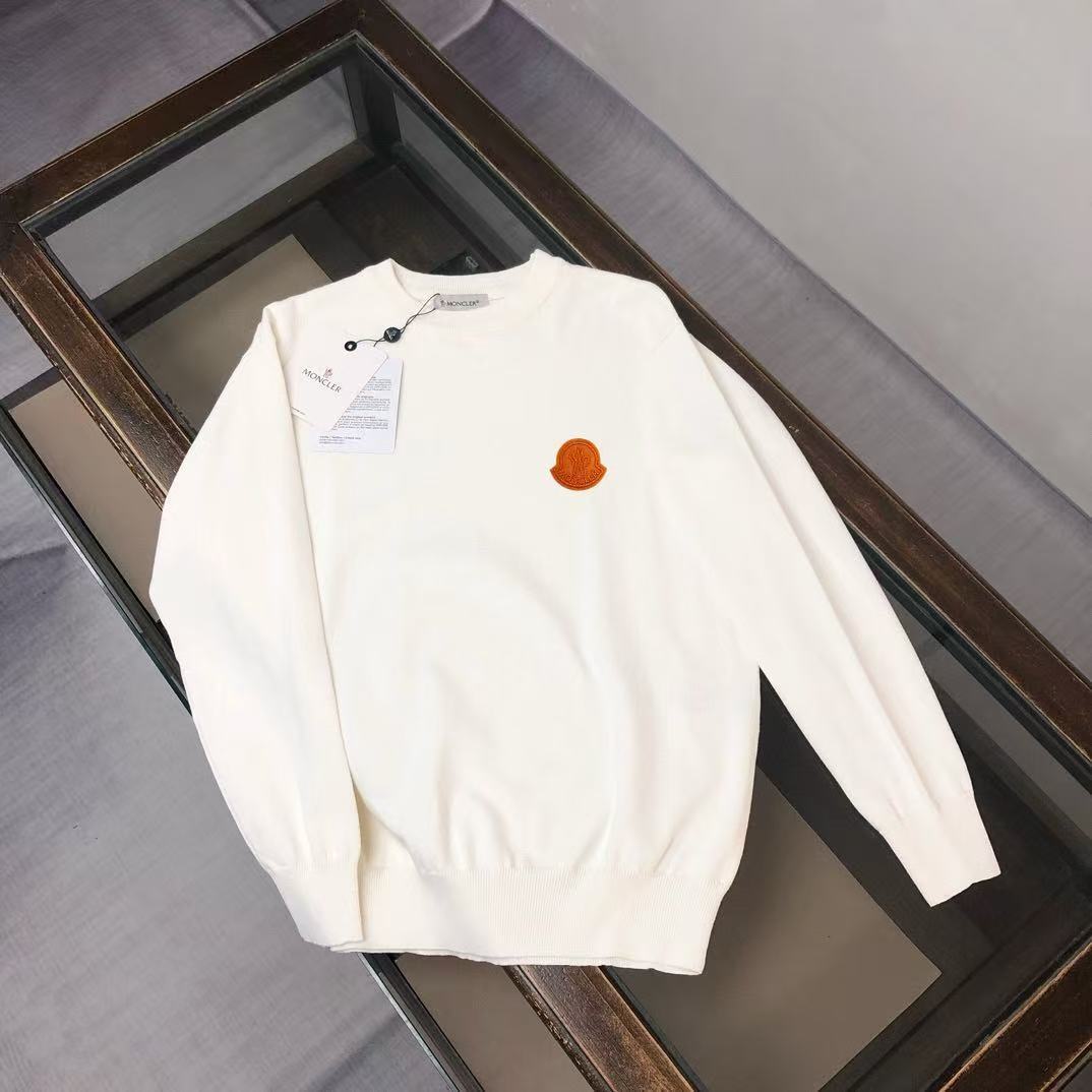 詳細な写真と価格については私に連絡してください。