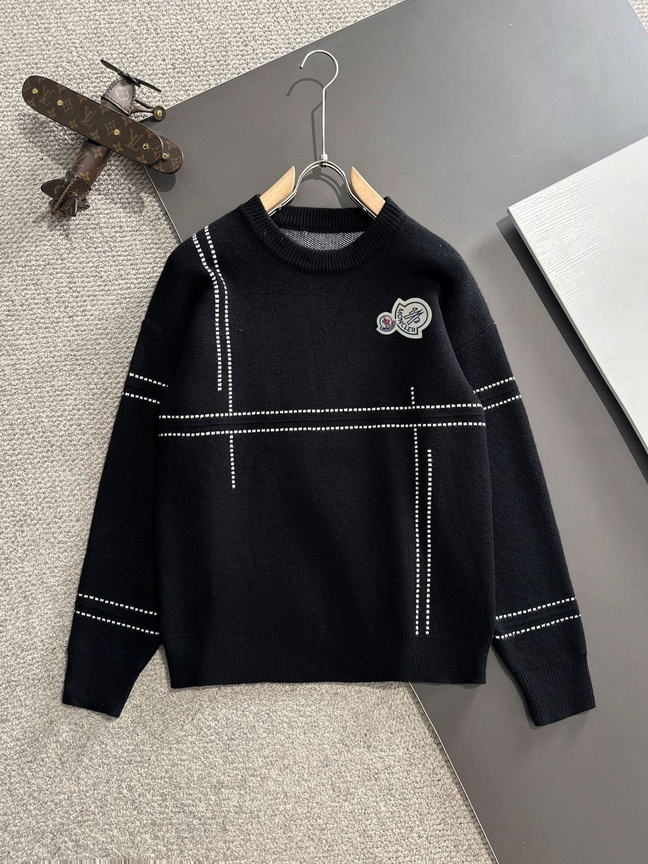 詳細な写真と価格については私に連絡してください