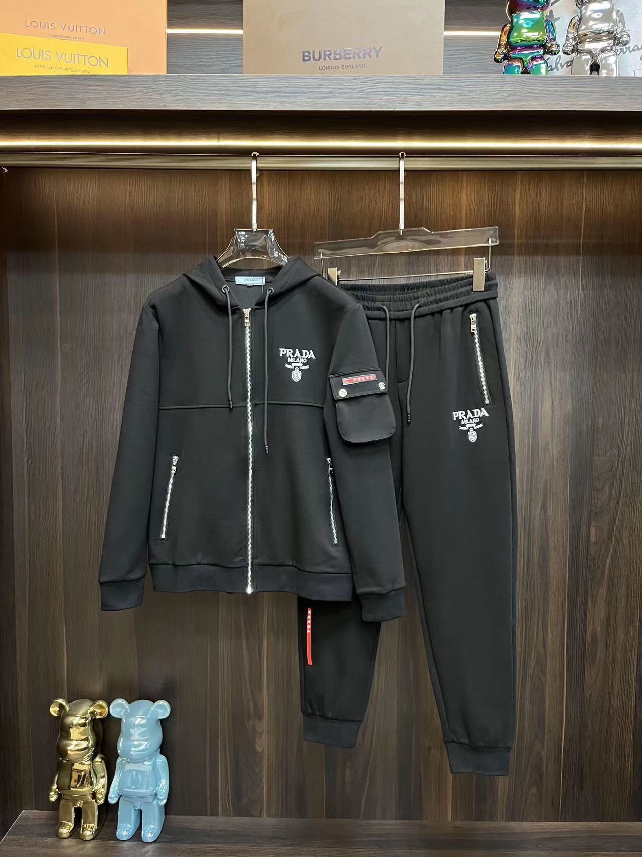 詳細な写真と価格については私に連絡してください