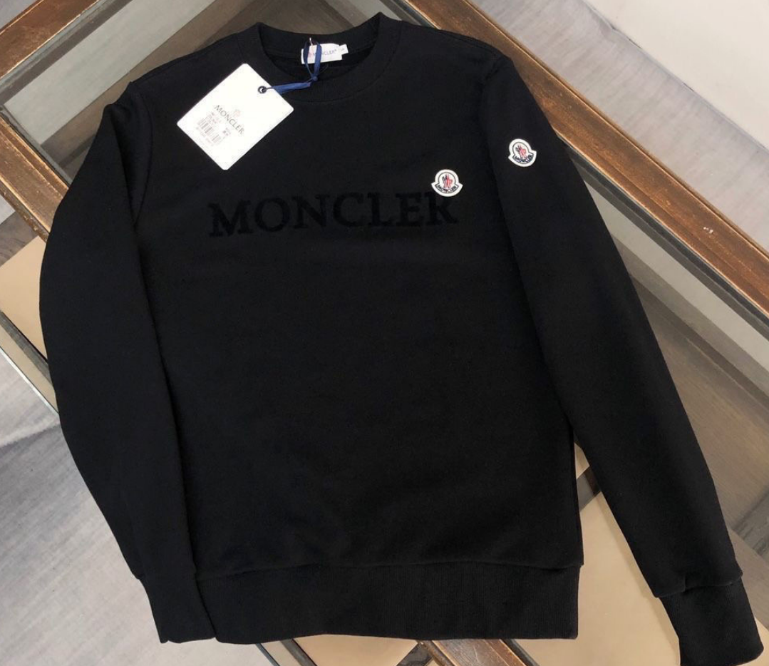 詳細な写真と価格については私に連絡してください