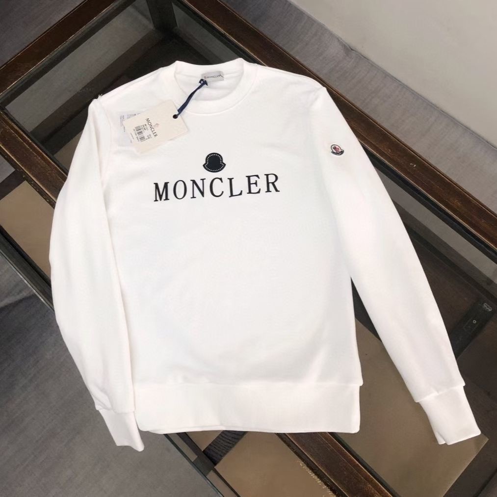 詳細な写真と価格については私に連絡してください