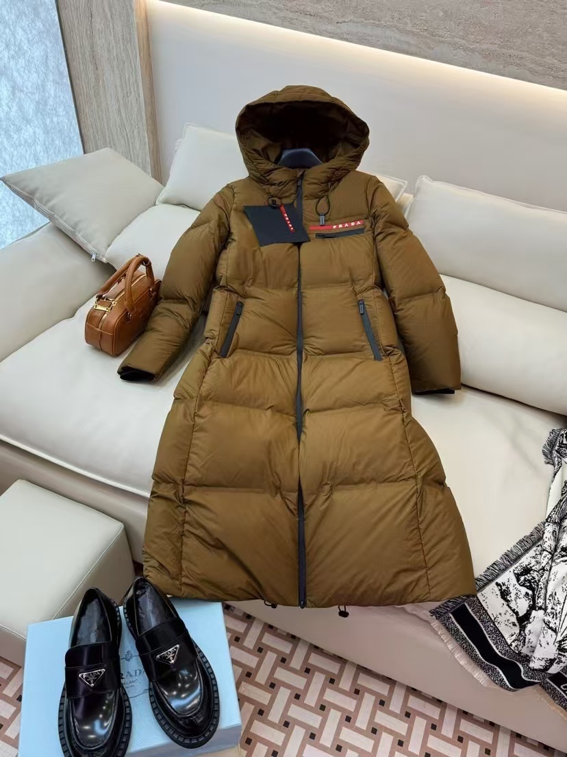 詳細な写真と価格については私に連絡してください。