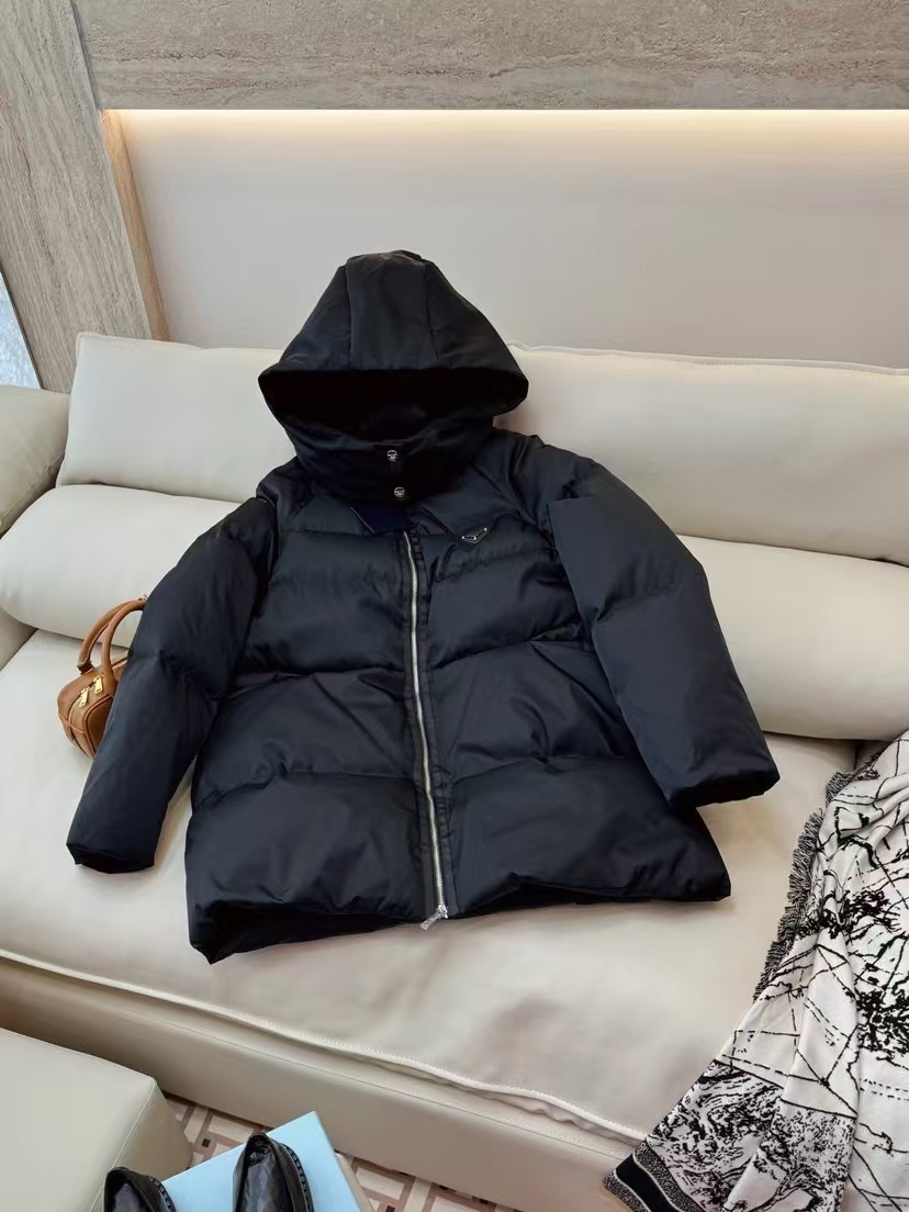 詳細な写真と価格については私に連絡してください。